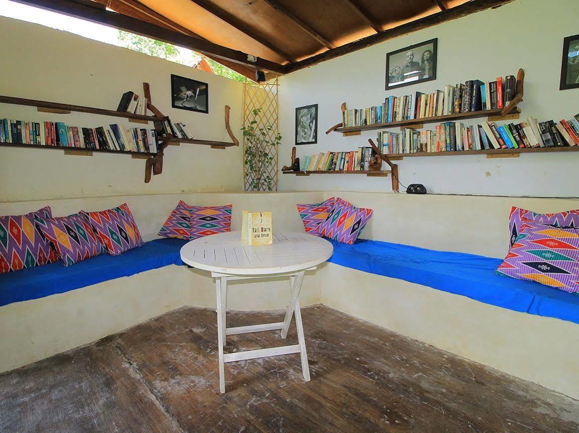 Adeng-Adeng Bungalows Gili Meno Exterior foto